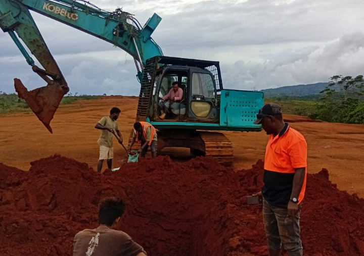 The Ministry of Infrastructure Development’s (MID) Quality Assurance and Control Laboratory team, in coordination with the Civil Aviation Authority of Solomon Islands (CAASI) under the Ministry of Communication and Aviation (MCA), has successfully carried out critical geotechnical investigations since the beginning of this month.